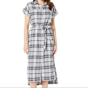 Jones New York. Drop shoulder shirt dress
J